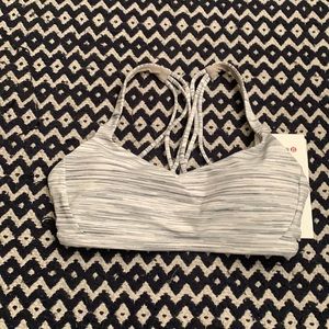 Lululemon Free to be Zen bra